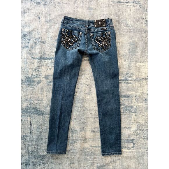 Miss Me Skinny Rhinestone Studs Chain Embellished Pocket Jeans Size 27 x 31 - Picture 2 of 6